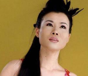 叶凡(资料图)著名女歌星叶凡于11月27日零点10分在广州友好医院去世