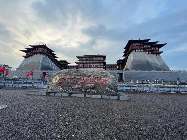 河南洛阳应天门是隋唐洛阳城宫城紫微城的正南门,始建于隋大业元年